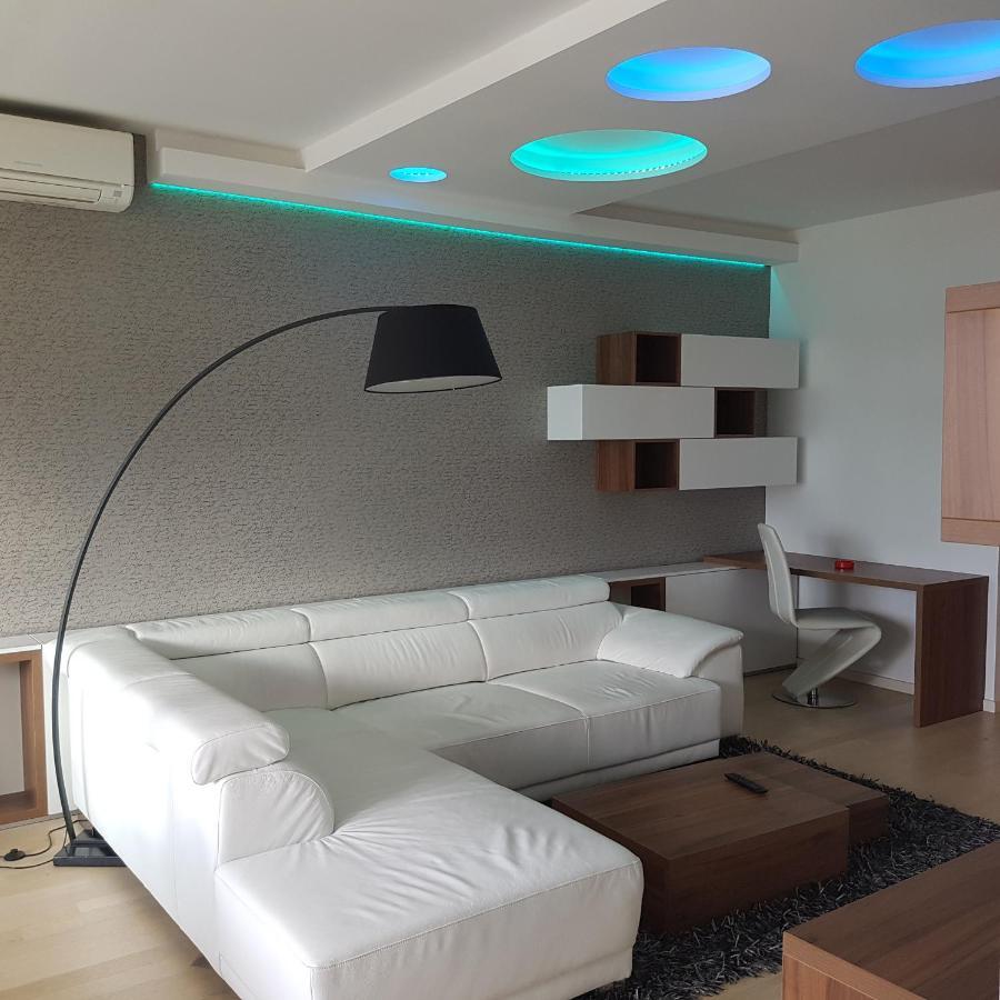 Adela Apartments 3 Morska Vila Σπλιτ Εξωτερικό φωτογραφία