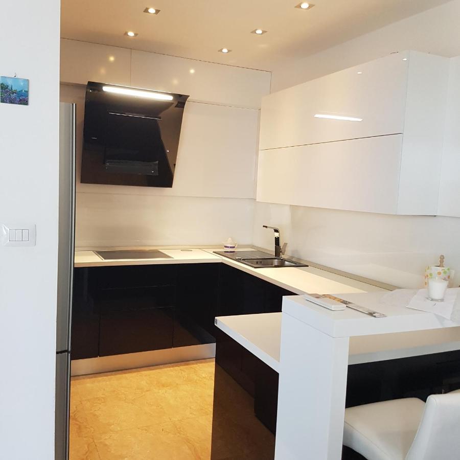 Adela Apartments 3 Morska Vila Σπλιτ Εξωτερικό φωτογραφία