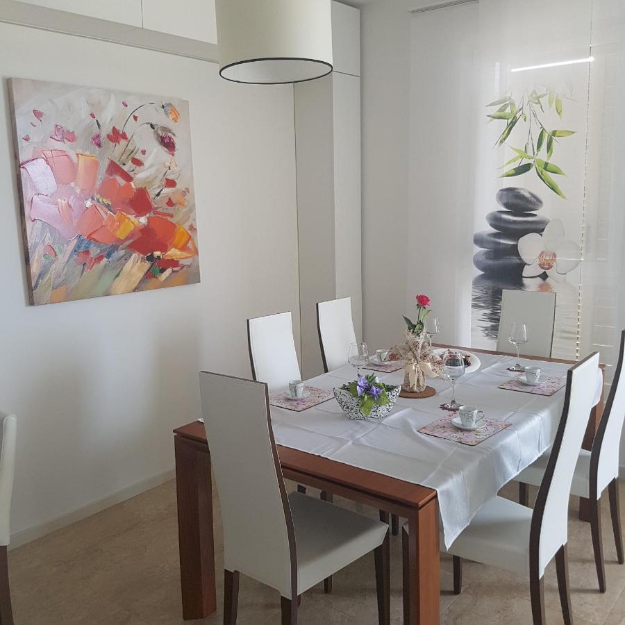 Adela Apartments 3 Morska Vila Σπλιτ Εξωτερικό φωτογραφία