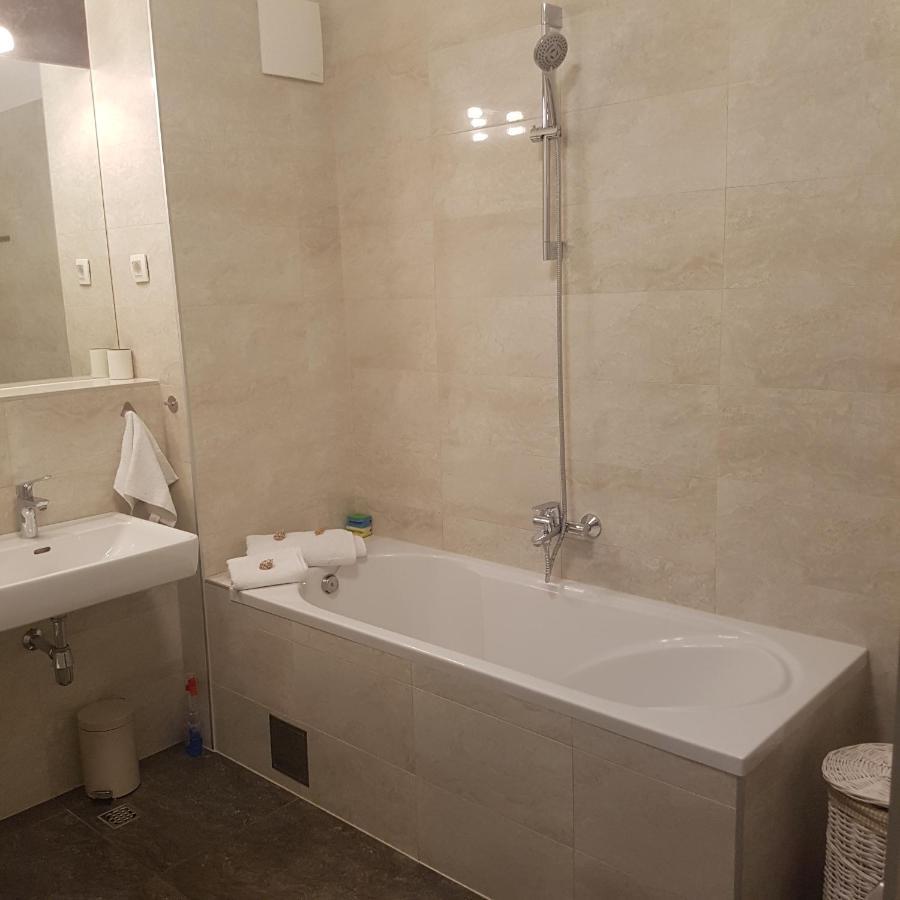 Adela Apartments 3 Morska Vila Σπλιτ Εξωτερικό φωτογραφία