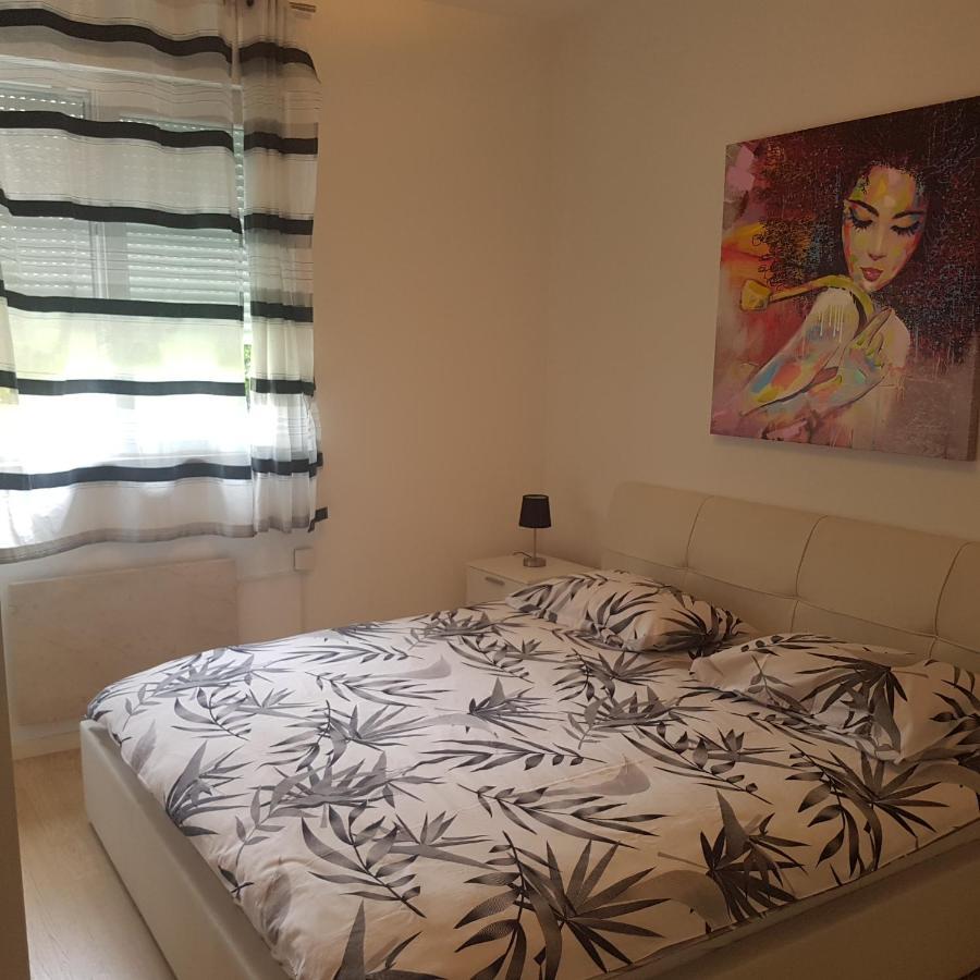 Adela Apartments 3 Morska Vila Σπλιτ Εξωτερικό φωτογραφία