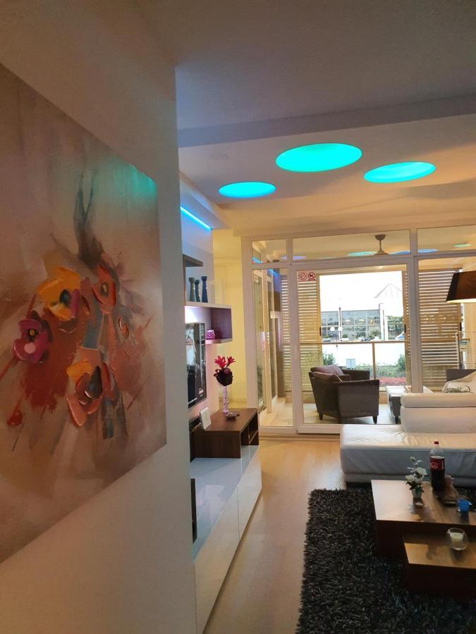 Adela Apartments 3 Morska Vila Σπλιτ Εξωτερικό φωτογραφία