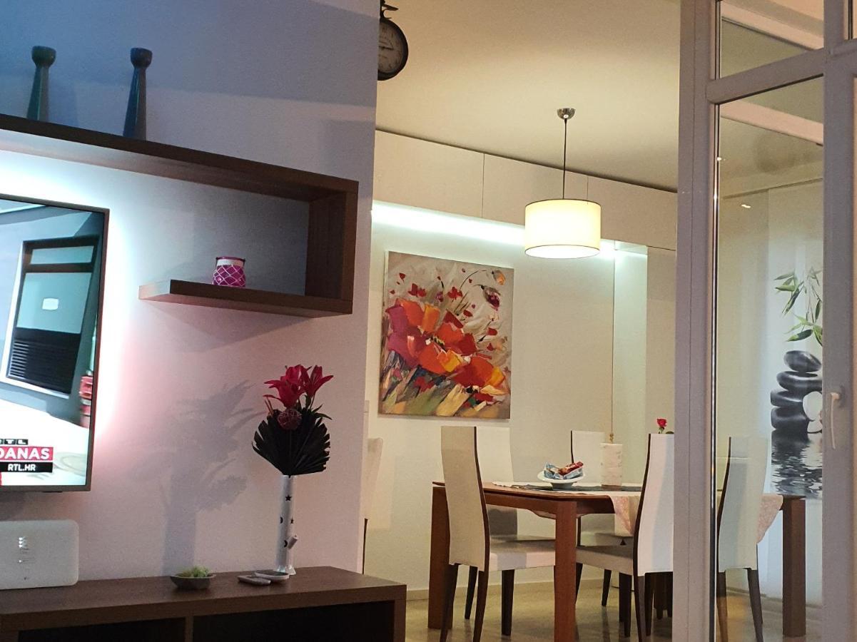 Adela Apartments 3 Morska Vila Σπλιτ Εξωτερικό φωτογραφία