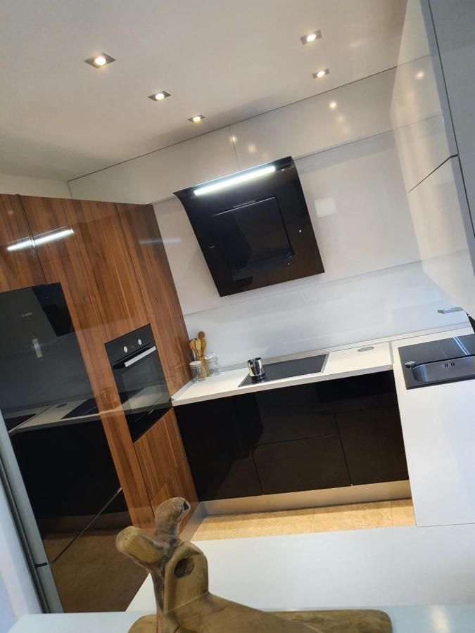 Adela Apartments 3 Morska Vila Σπλιτ Εξωτερικό φωτογραφία