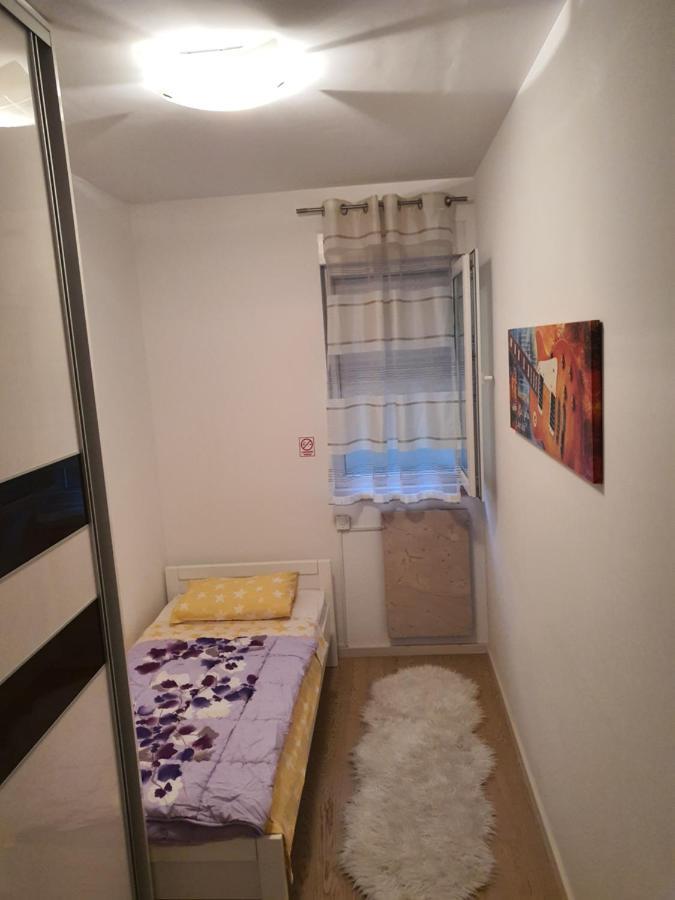 Adela Apartments 3 Morska Vila Σπλιτ Εξωτερικό φωτογραφία