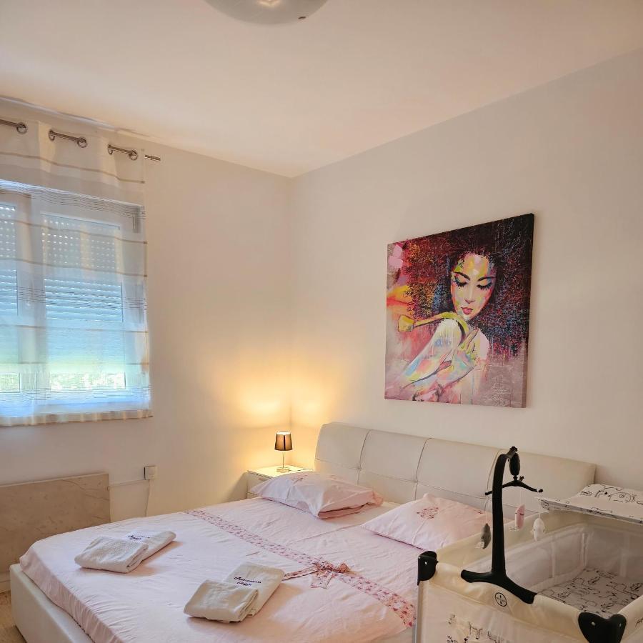 Adela Apartments 3 Morska Vila Σπλιτ Εξωτερικό φωτογραφία