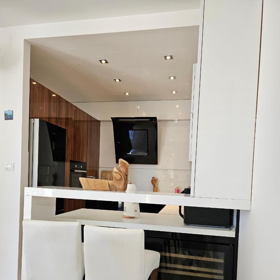 Adela Apartments 3 Morska Vila Σπλιτ Εξωτερικό φωτογραφία